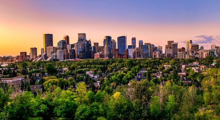 Kanada Alberta Calgary Skyline Foto iStock Lisa Marie